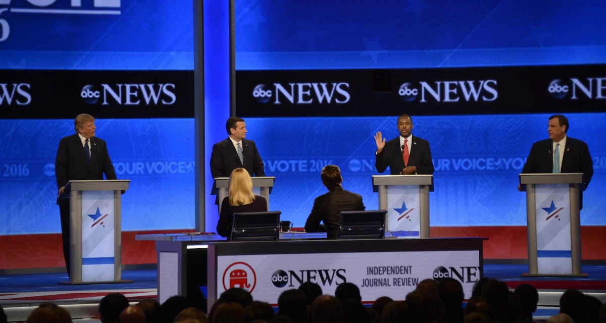 Donald Trump, Ted Cruz, Ben Carson, and Chris Christie at a 2016 Republican primary debate.